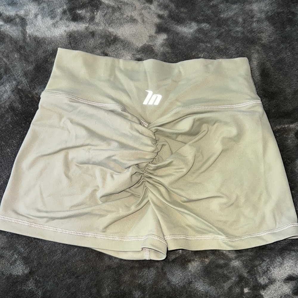 Muscle Nation khaki/olive shorts